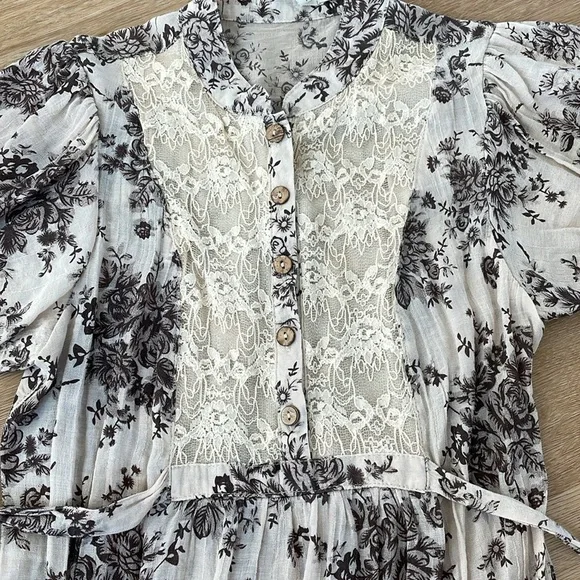 Blue Bird Top - Picture 2 of 3